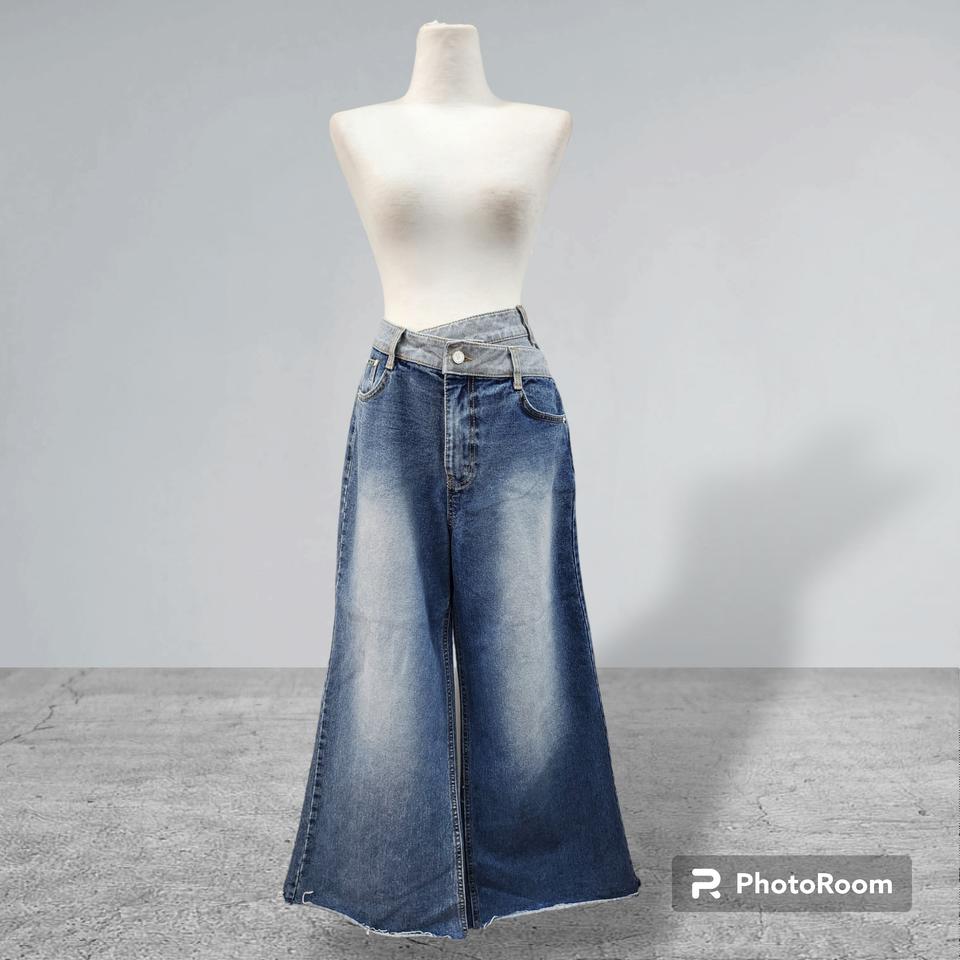 새상품)와이드 언발 부츠컷청바지-L