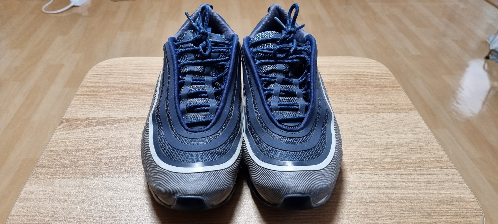 나이키 에어맥스 운동화.