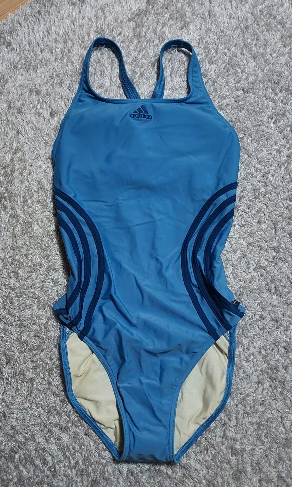 새제품)아디다스수영복