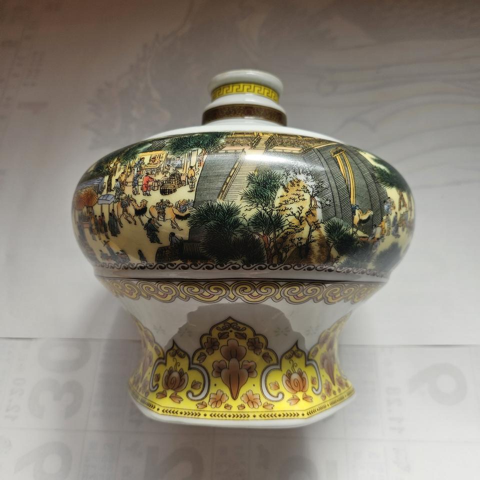 청명상하도...도자기  입니다.    가격 확  내렸읍니다.