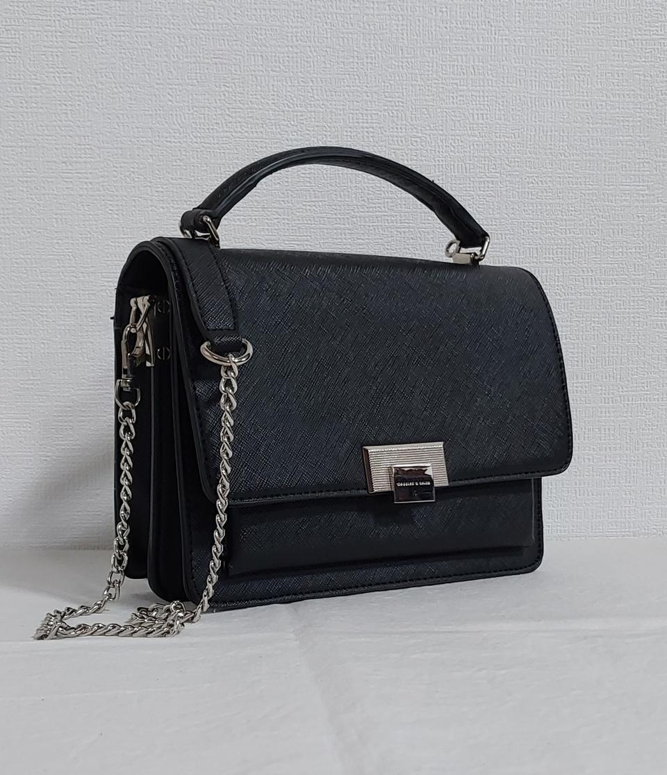 찰스앤키스 레더 크로스백