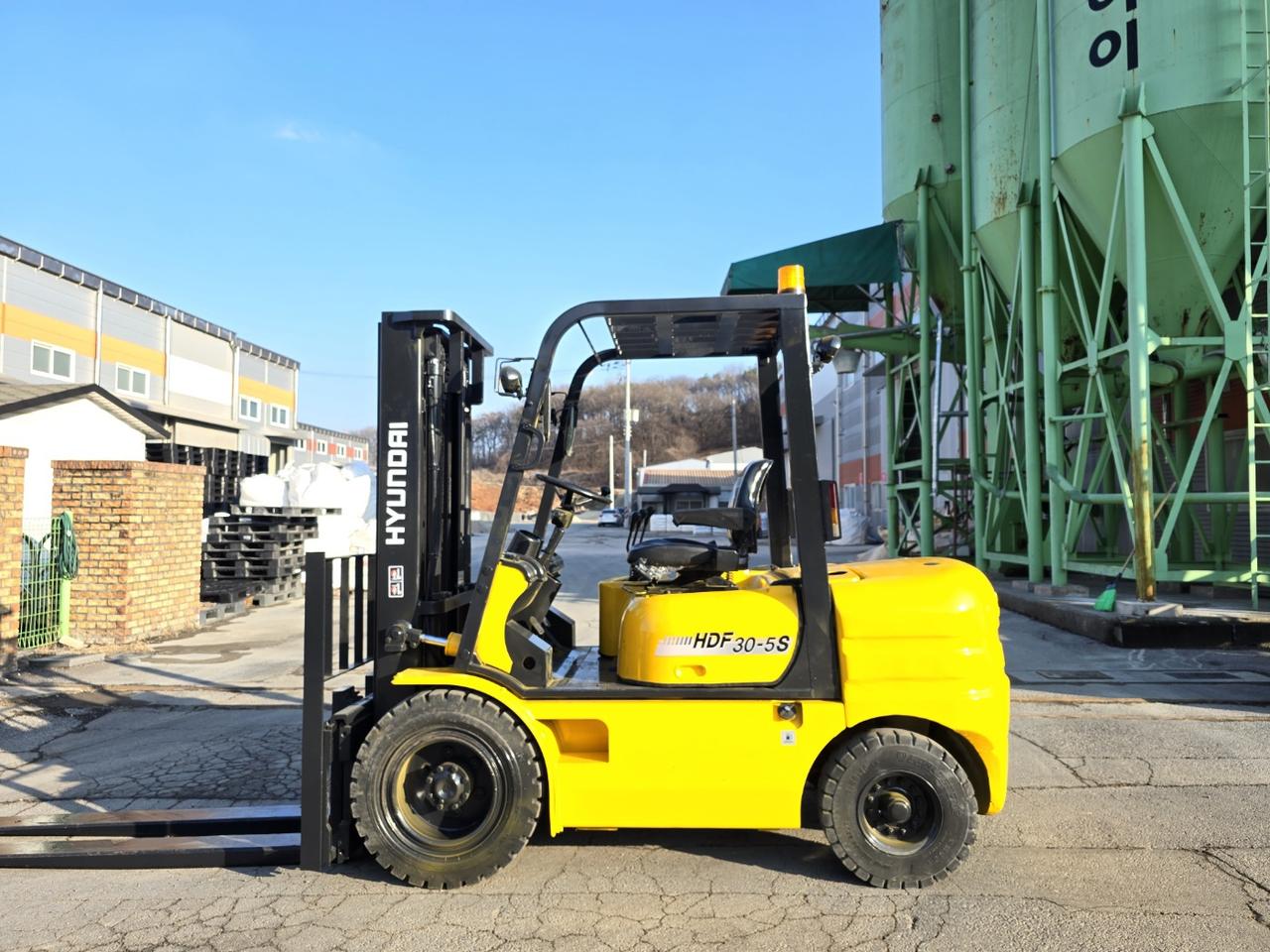 중고지게차 매매 현대 3톤 사이드쉬프트 디젤지게차 1350만원