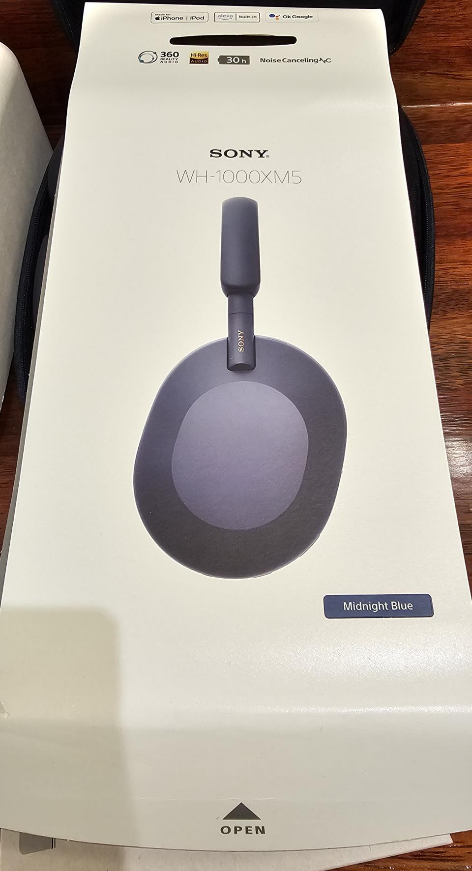 [배송비포함] SONY WH-1000XM5 블루색상 팝니다