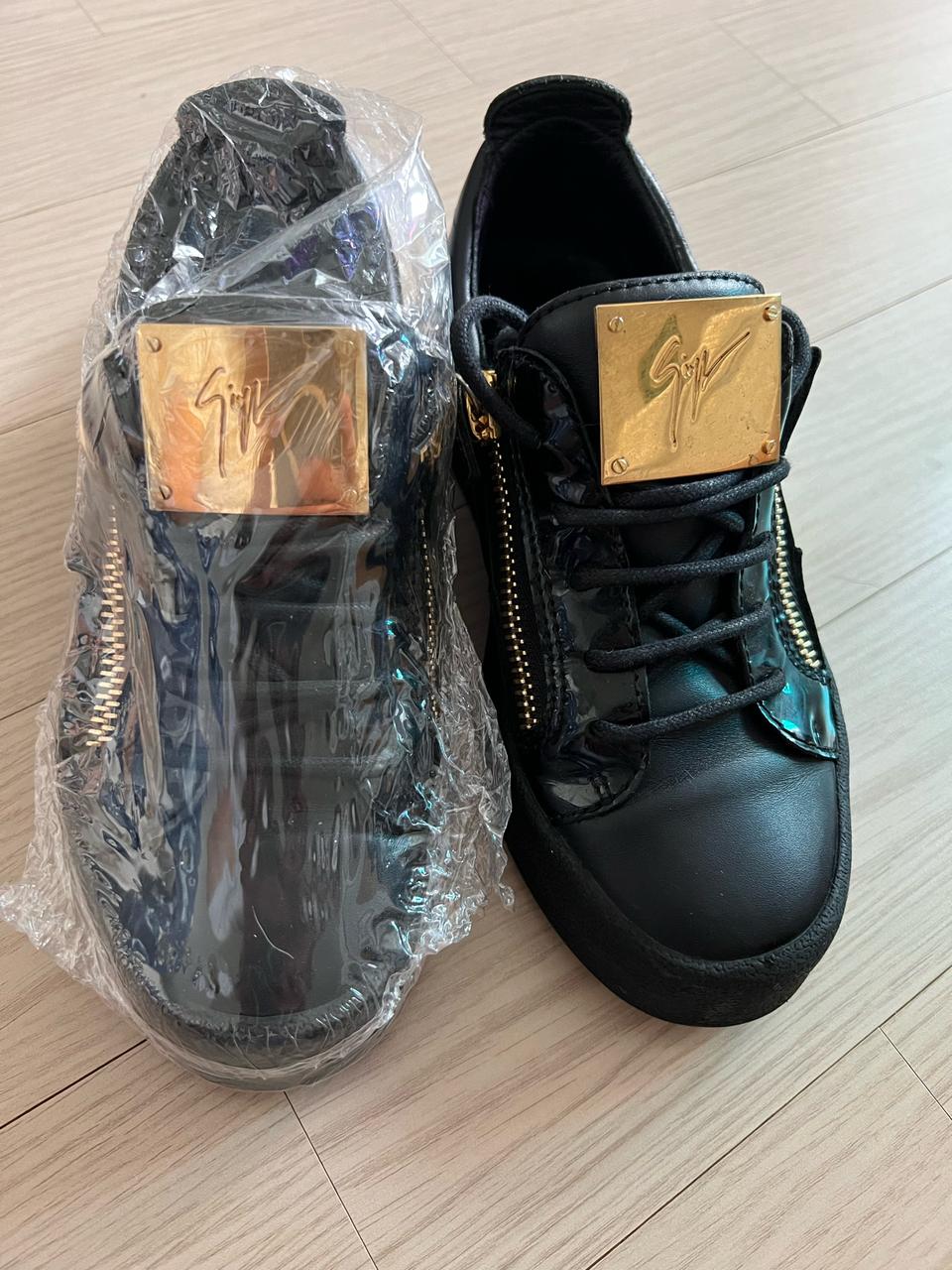 쥬세페자노티 메이런던 금장 로우탑 스니커즈