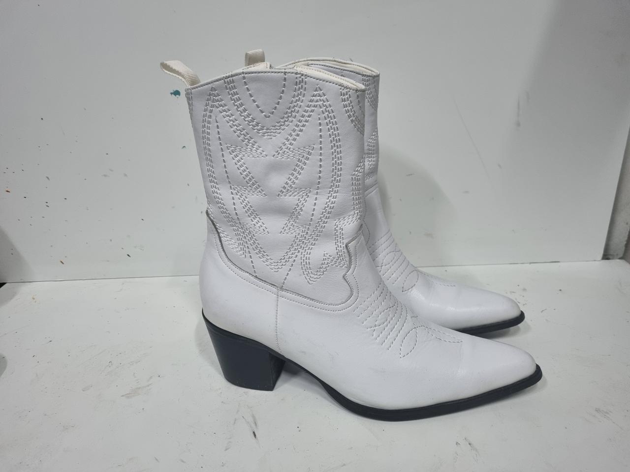 강자매 웨스턴 부츠 화이트 245mm