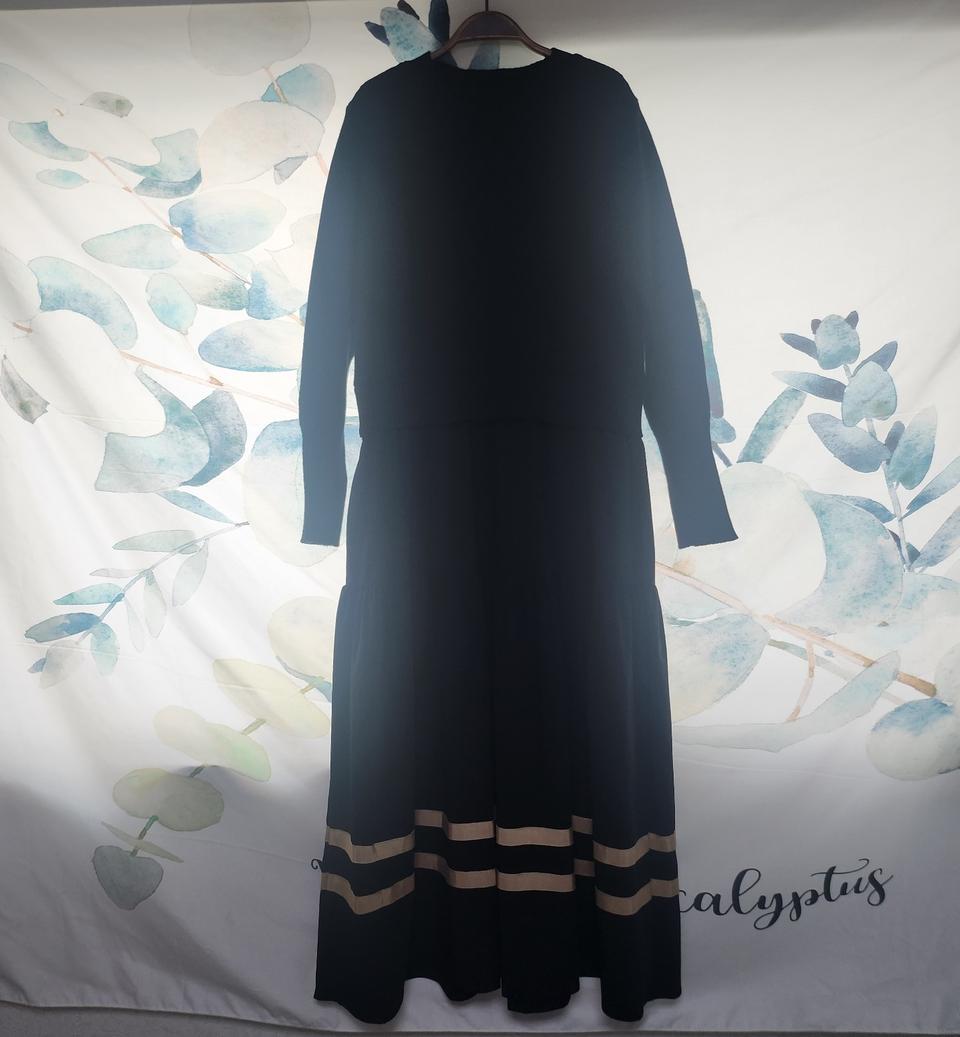 니트 배색 롱 원피스