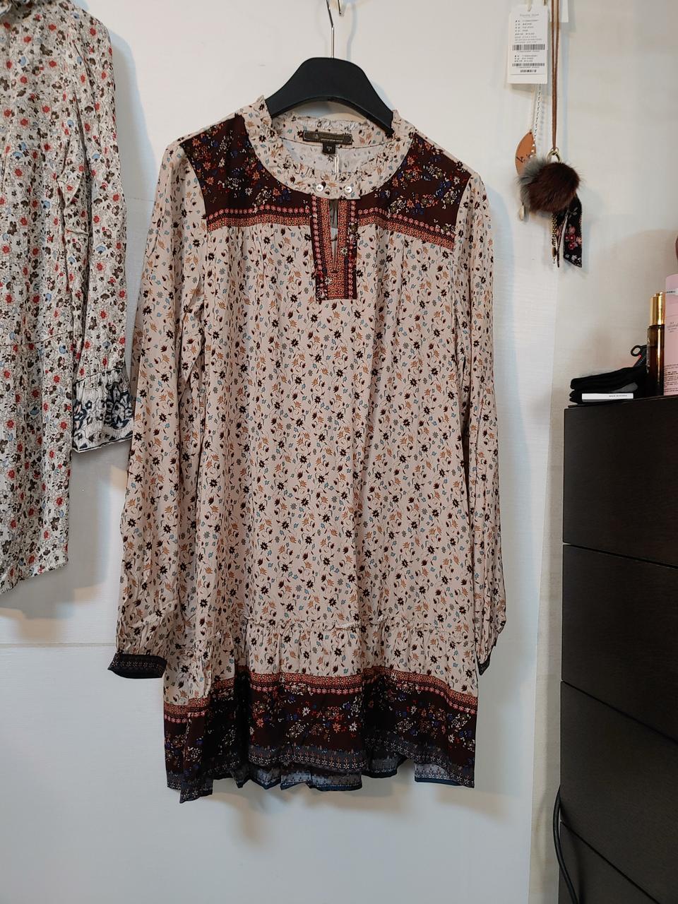 미착용 S 빈티지잔꽃 롱블라우스 써스데이아일랜드 t179mbl902w