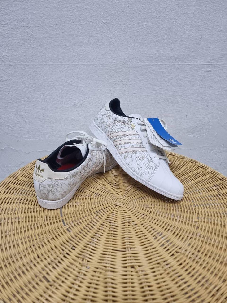 아디다스 여성 운동화 사이즈245 새거요 X2-148