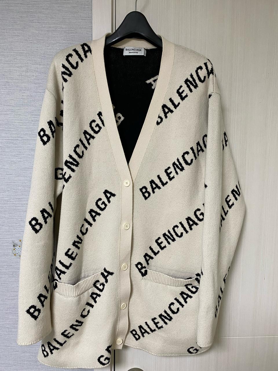발렌시아가 멀티로고 롱 가디건 오버핏 XS