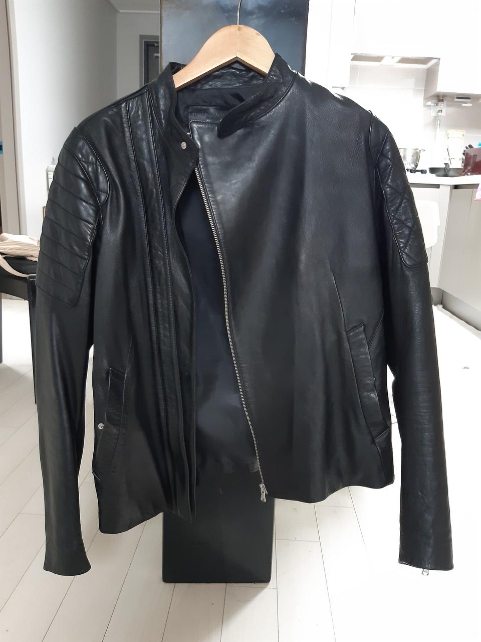 에잇세컨즈 양가죽  자켓