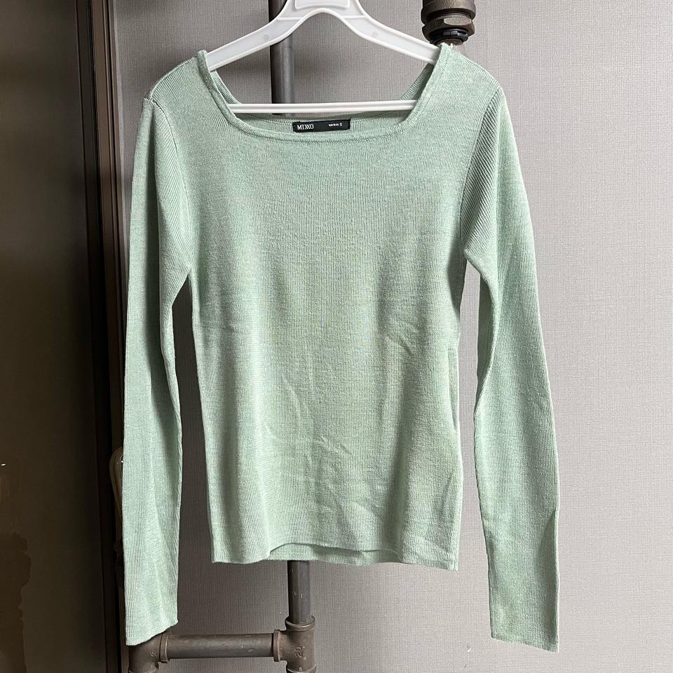 미쏘 스퀘어넥 니트