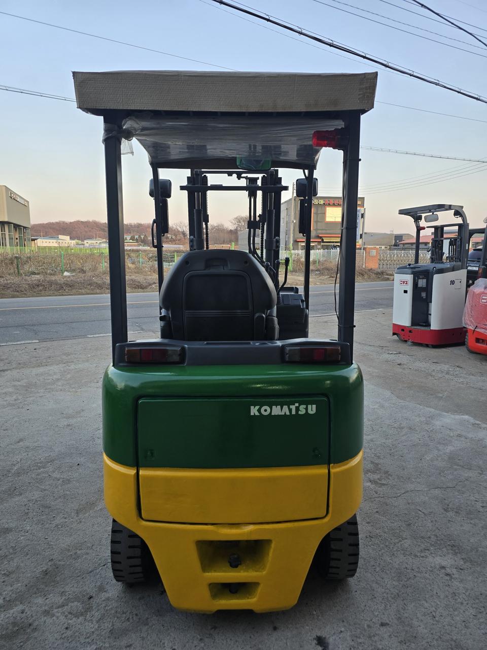 [임대/판매] 고마츠1.8톤 3M 좌식전동지게차