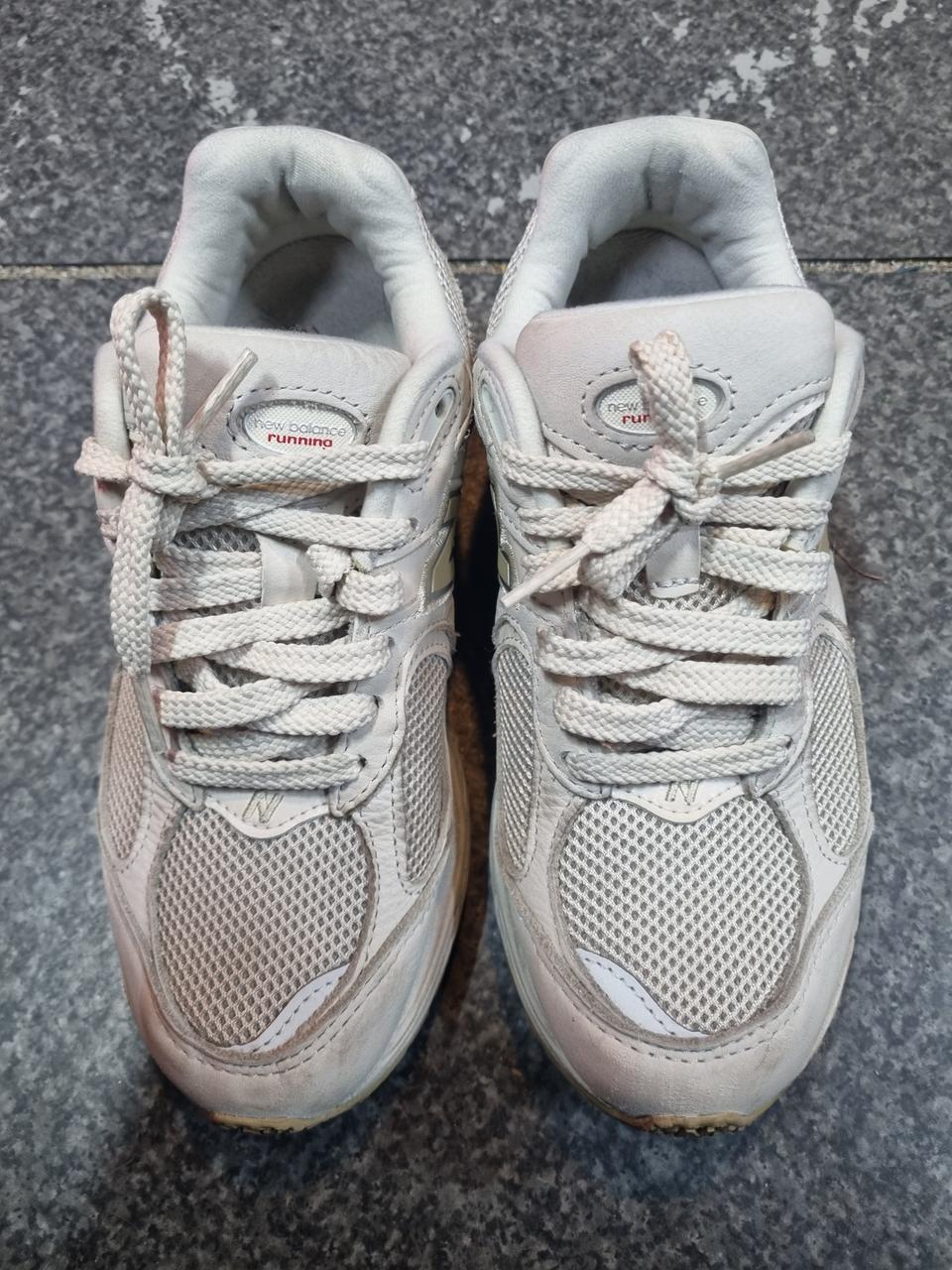 뉴발란스 여성 ML2002R3