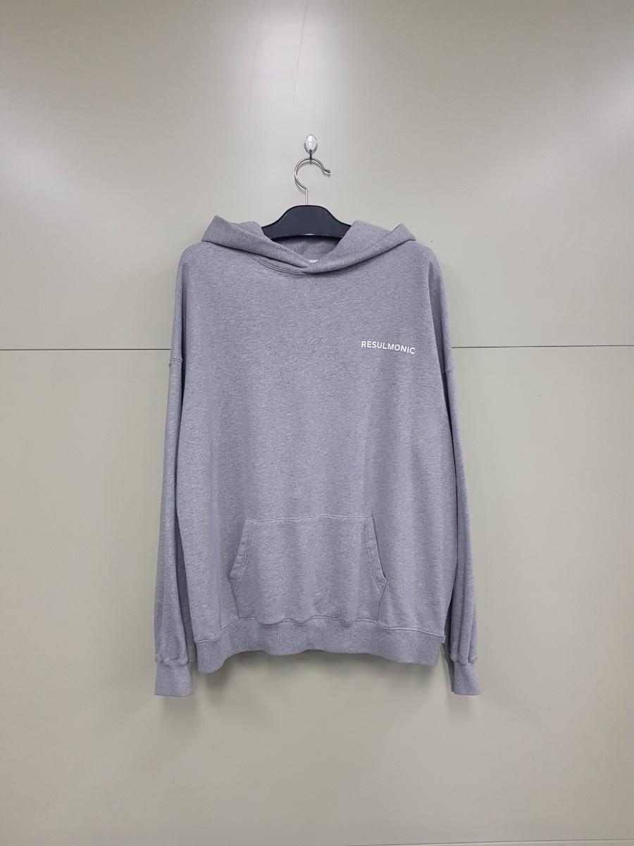 RESULMONIC 후드티