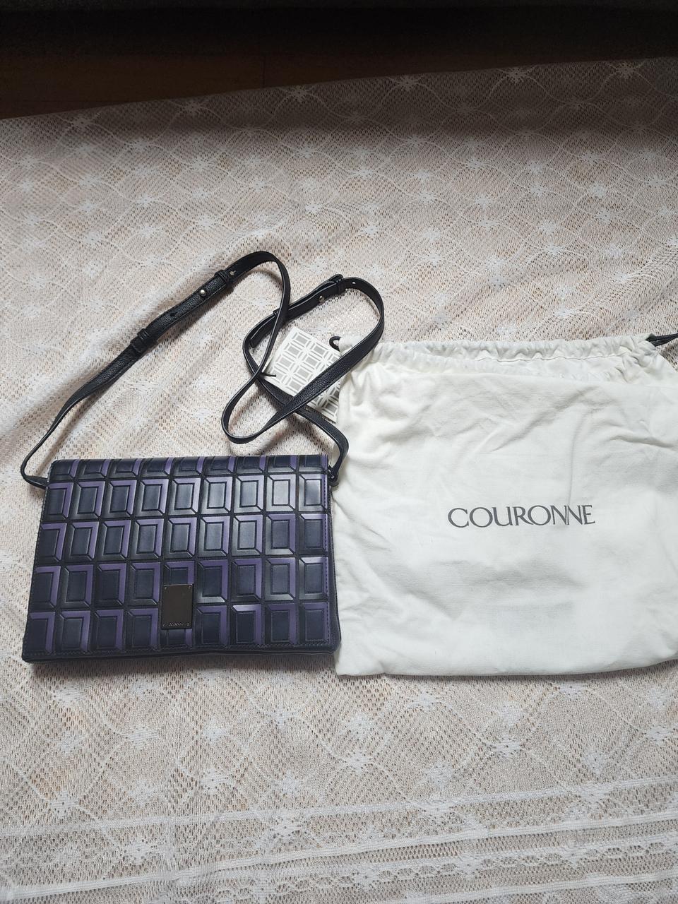 정품)쿠론 크로스가방