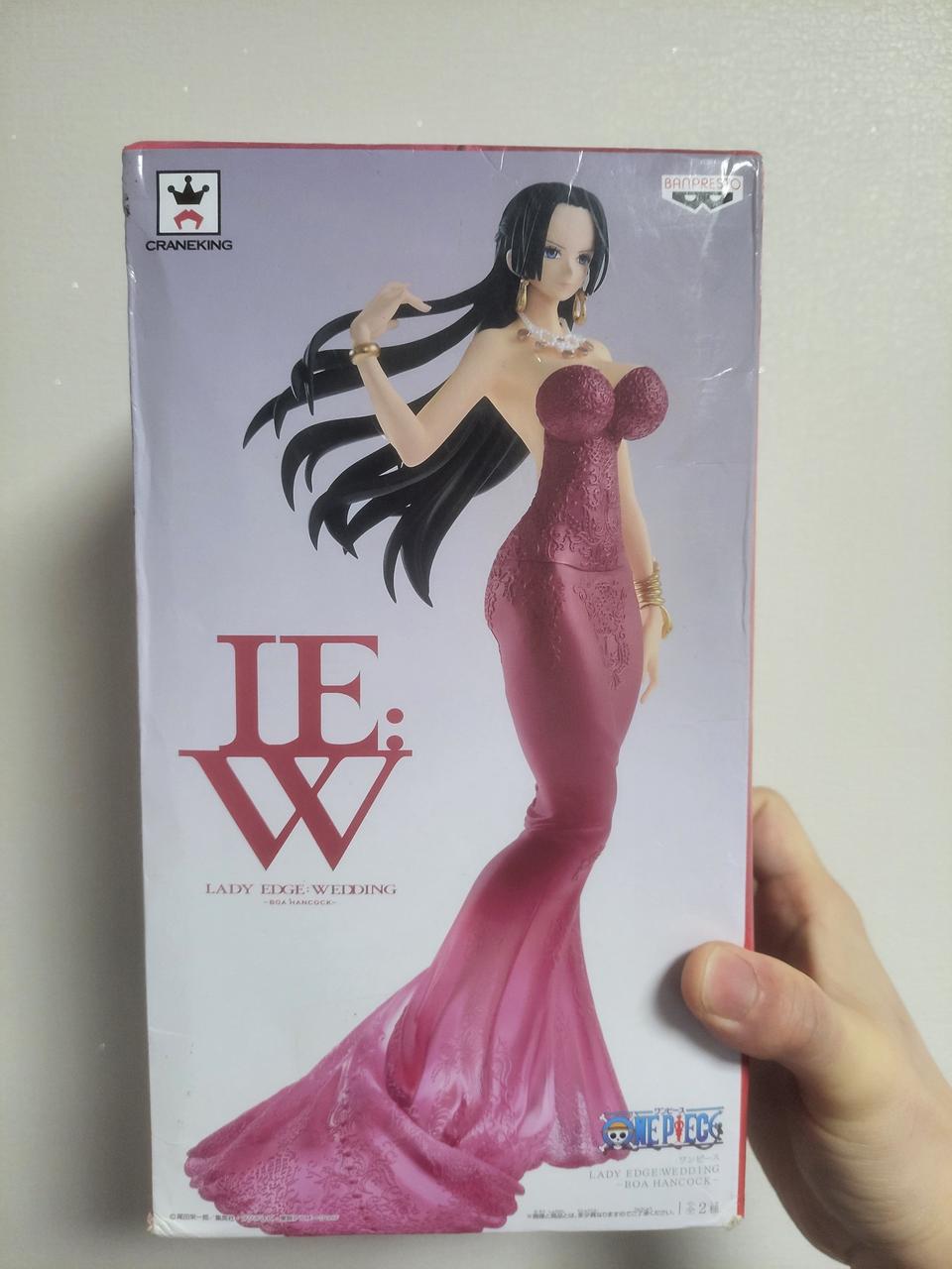 레이디엣지웨딩 보아핸콕, 글리터앤글래머러스 니코로빈 피규어