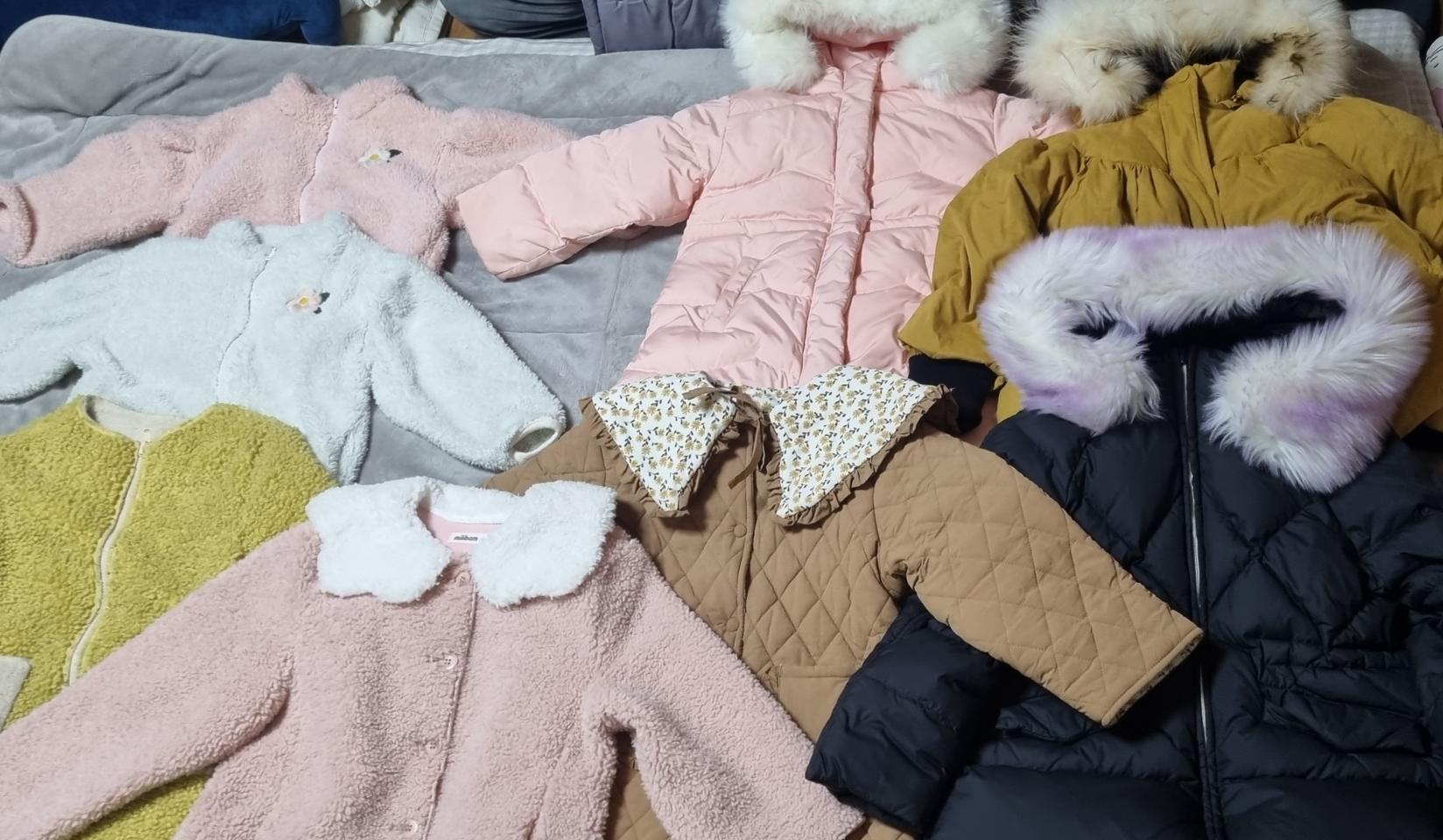 거의새거여아옷 130사쥬외투 모두 6만원