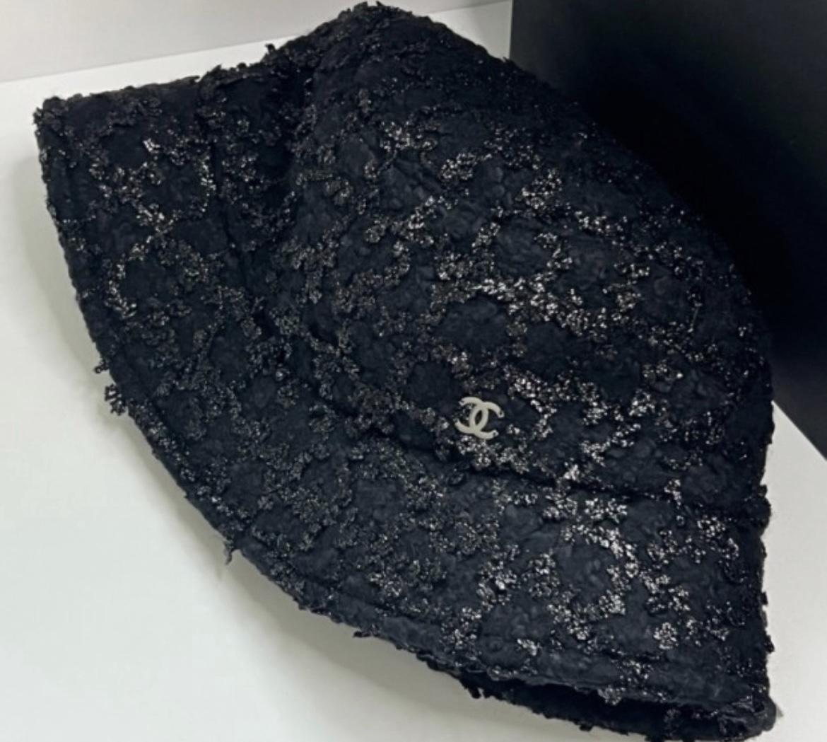 샤넬 트위드 버킷햇 미듐사이즈 aa8743