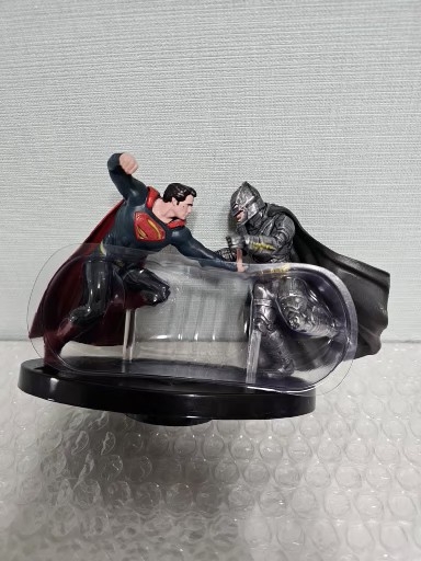 새상품-슈퍼맨&배트맨 피규어