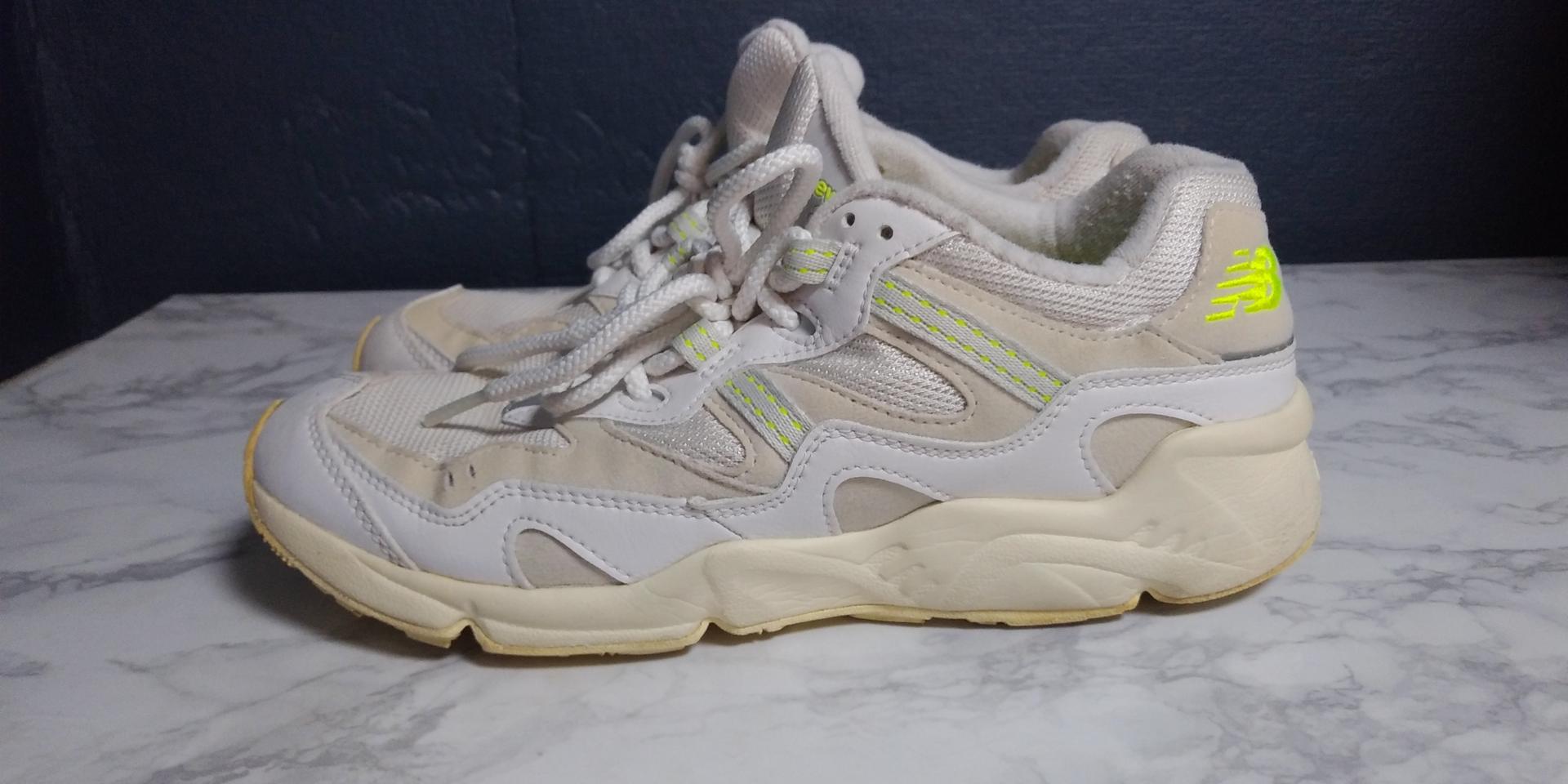 뉴발운동화850  245사이즈 2만원,상태최상