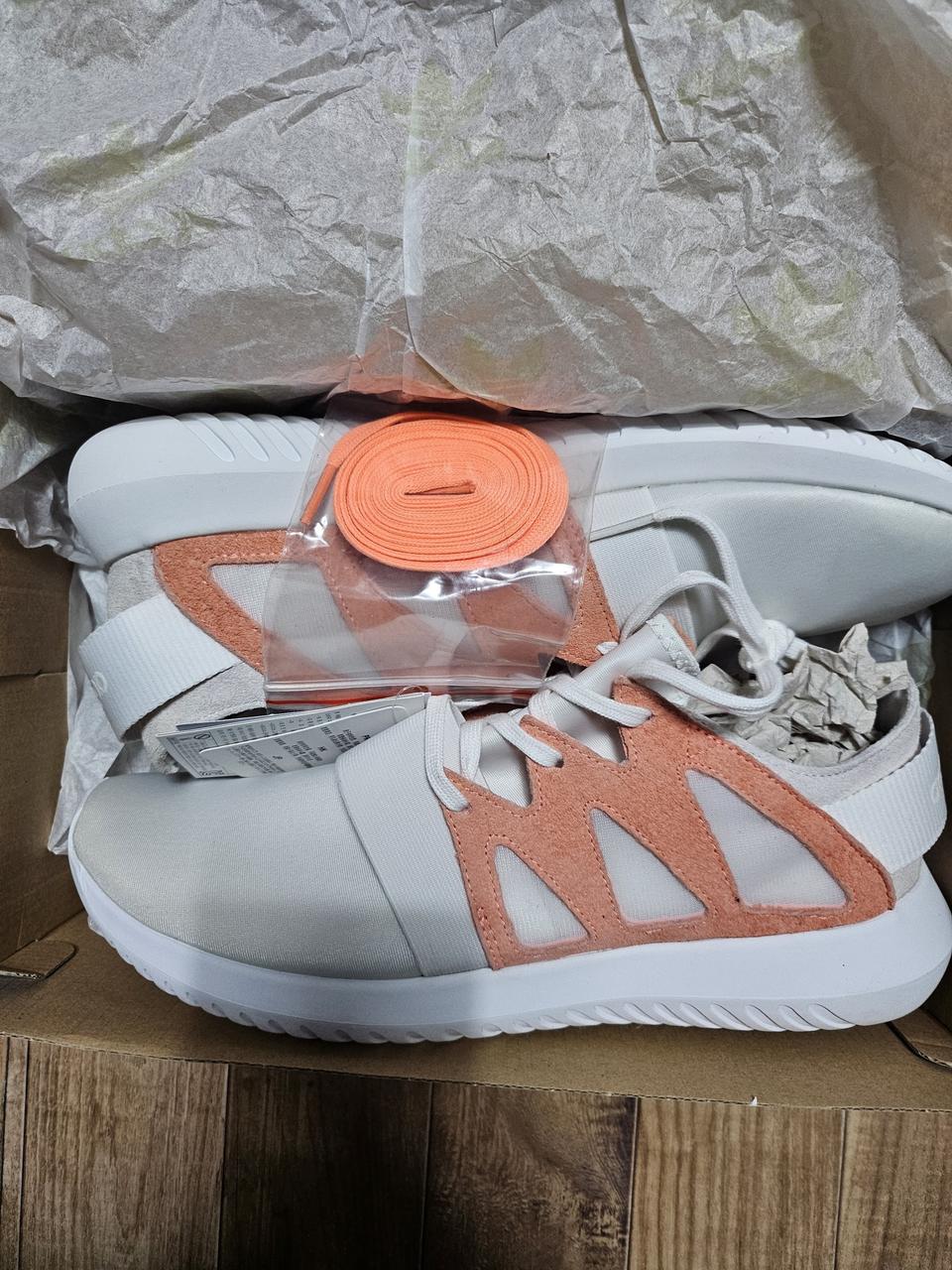 새상품 정품 남성 S75914 아디다스 TUBULAR 사이즈270