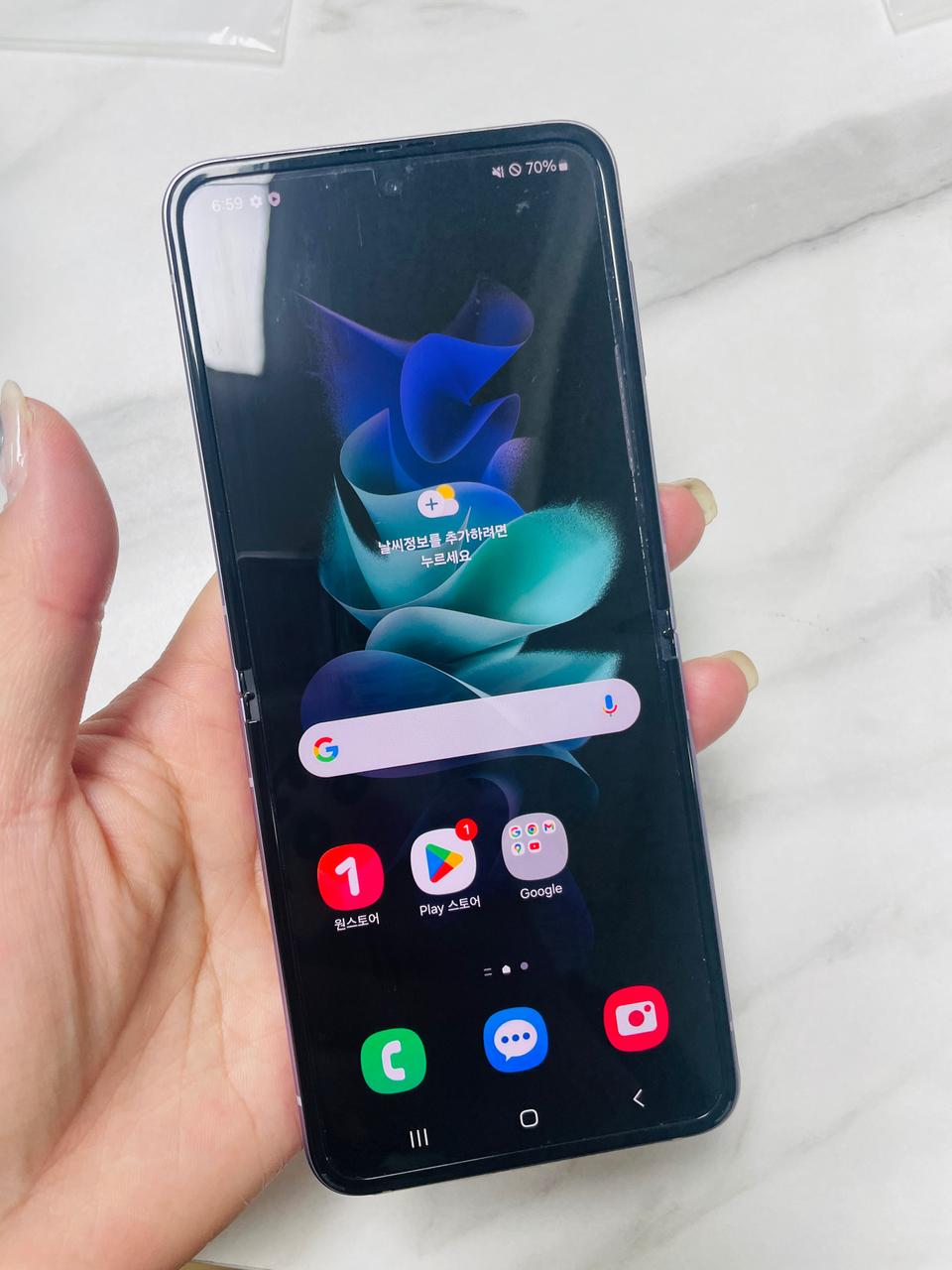 갤럭시 Z플립3 라벤더 256기가 A급 판매합니다.