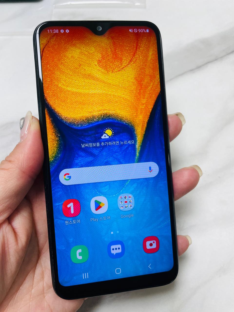 갤럭시 진2 블랙 32기가 팝니다.