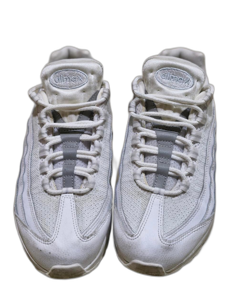 나이키 에어맥스 95 에센셜