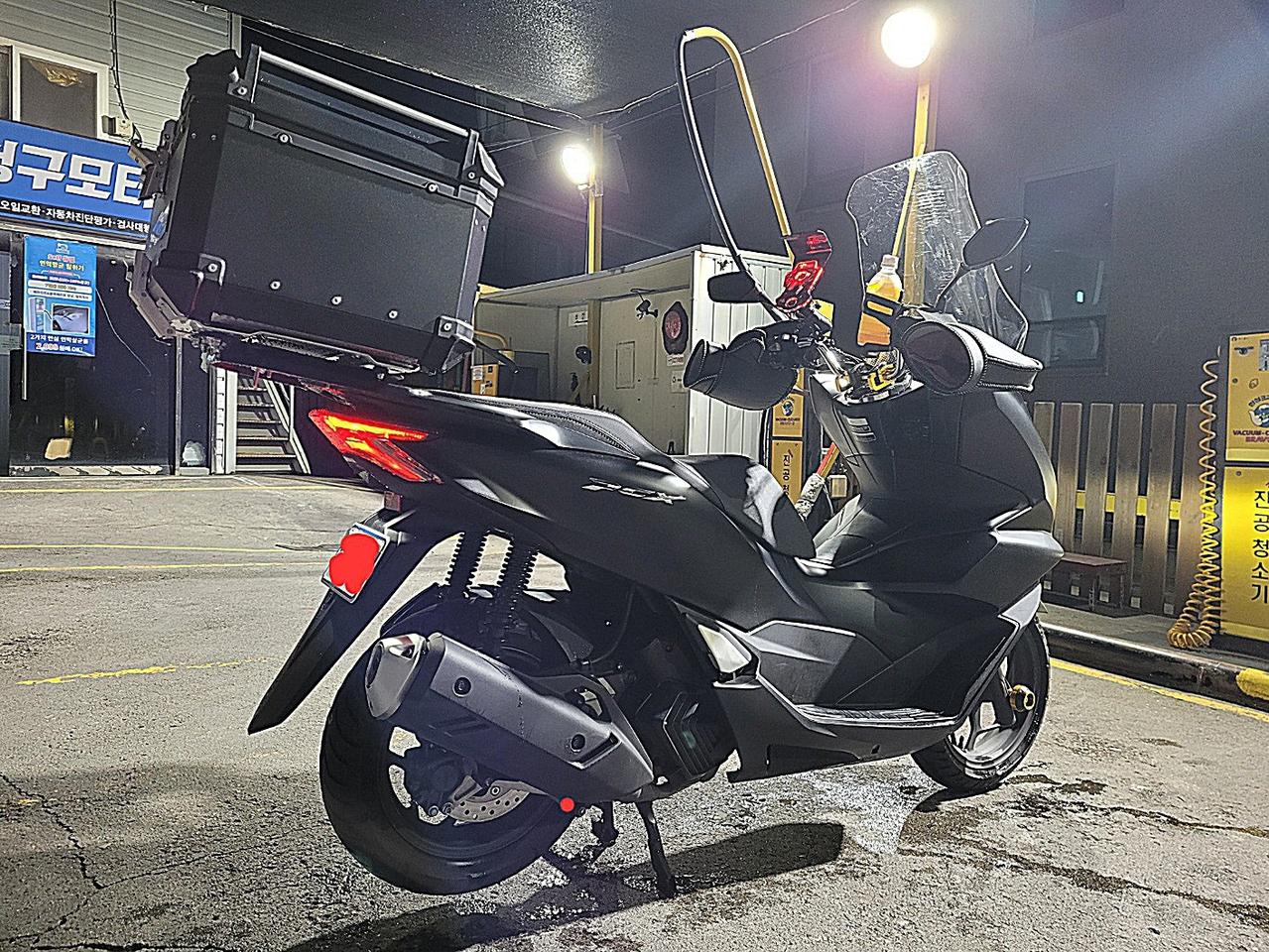 PCX 22년식 키로수 짧은 신차급 팔아요