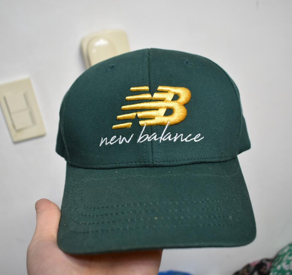 뉴발란스 모자 56