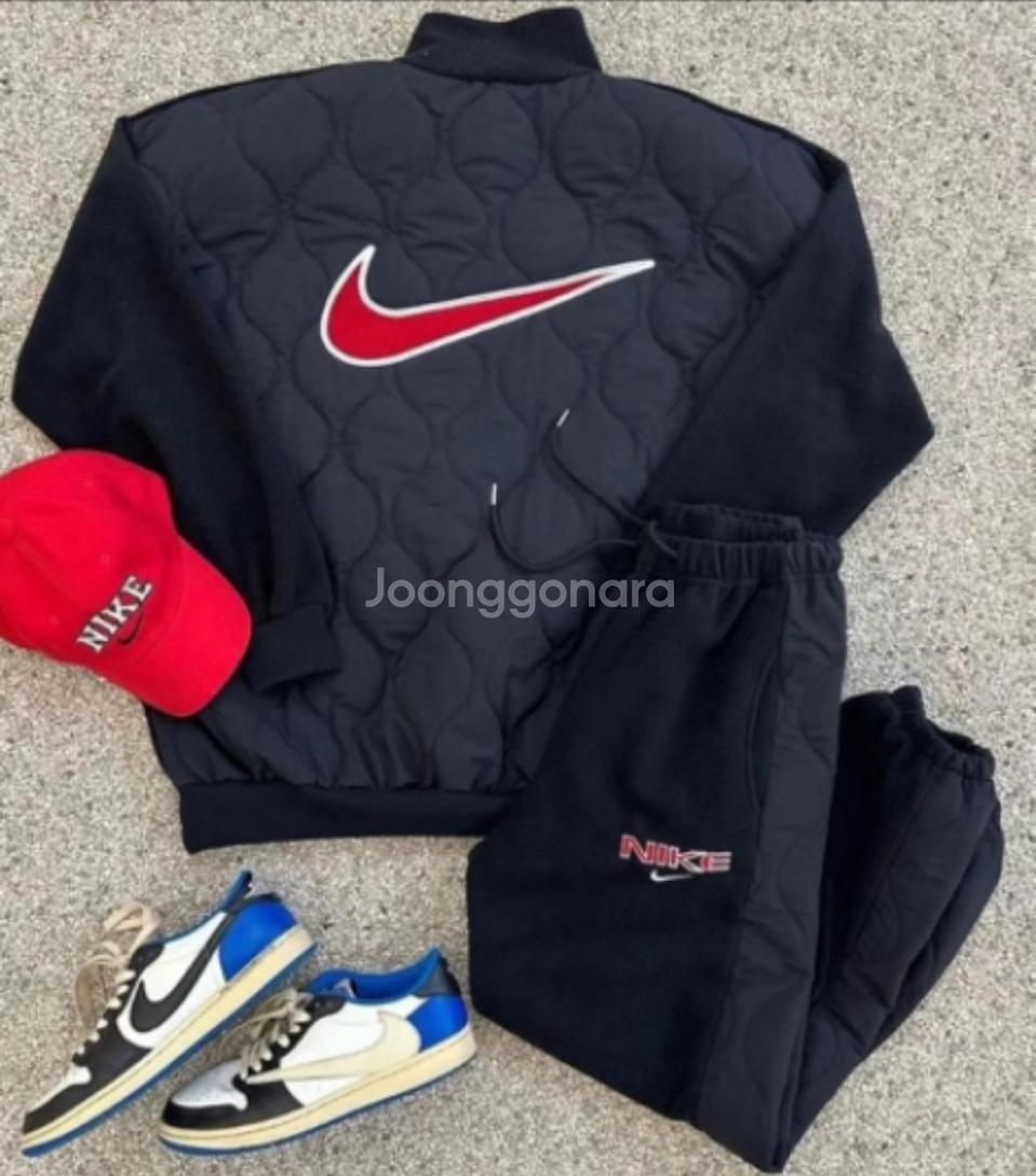 삽니다)) 이 나이키 세트 파시는 분 있나요