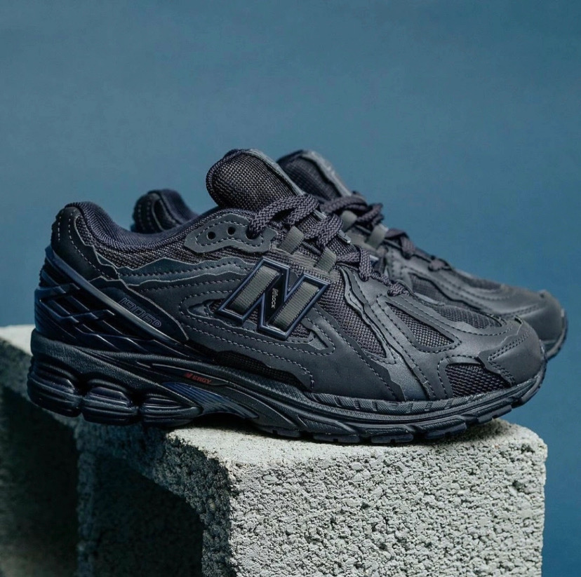 뉴발란스 1906D [240]