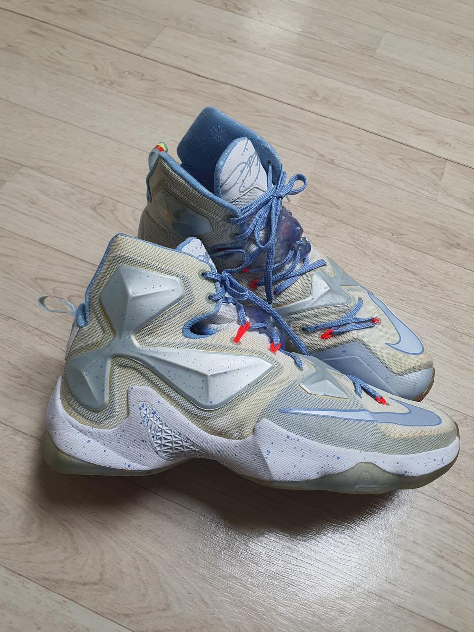 295 나이키 르브론 13 크리스마스 농구화  운동화 295 완전좋아요