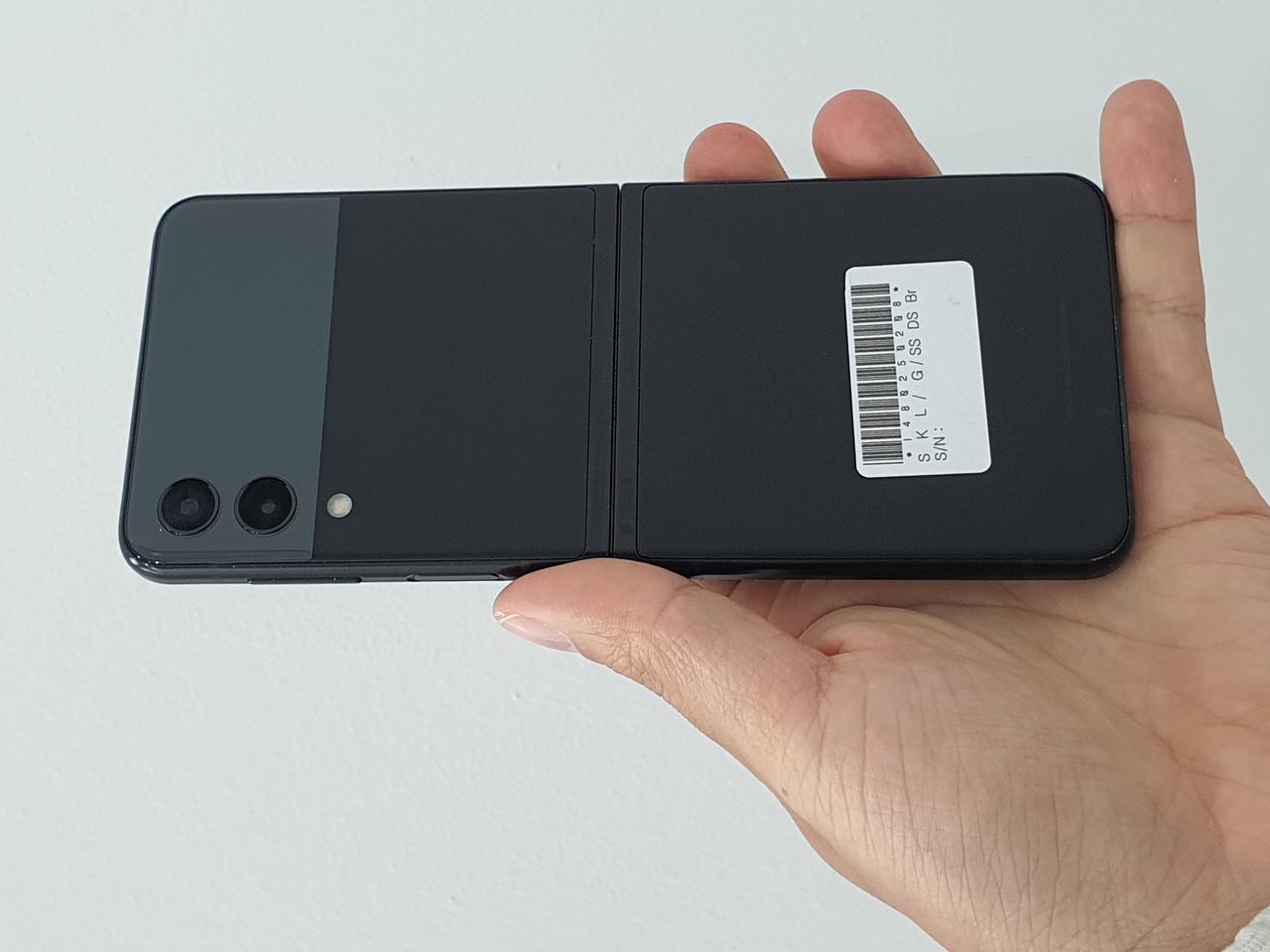 갤럭시Z플립3 블랙 256기가 정상해지 상태깨끗 