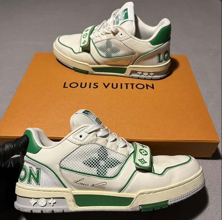 [7/270/새상품급] 루이비통 트레이서 스니커즈