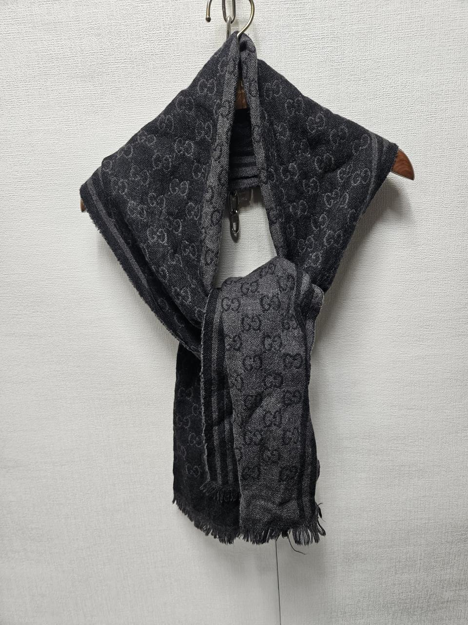 구찌 Gucci 리버서블 라인울 머플러 목도리