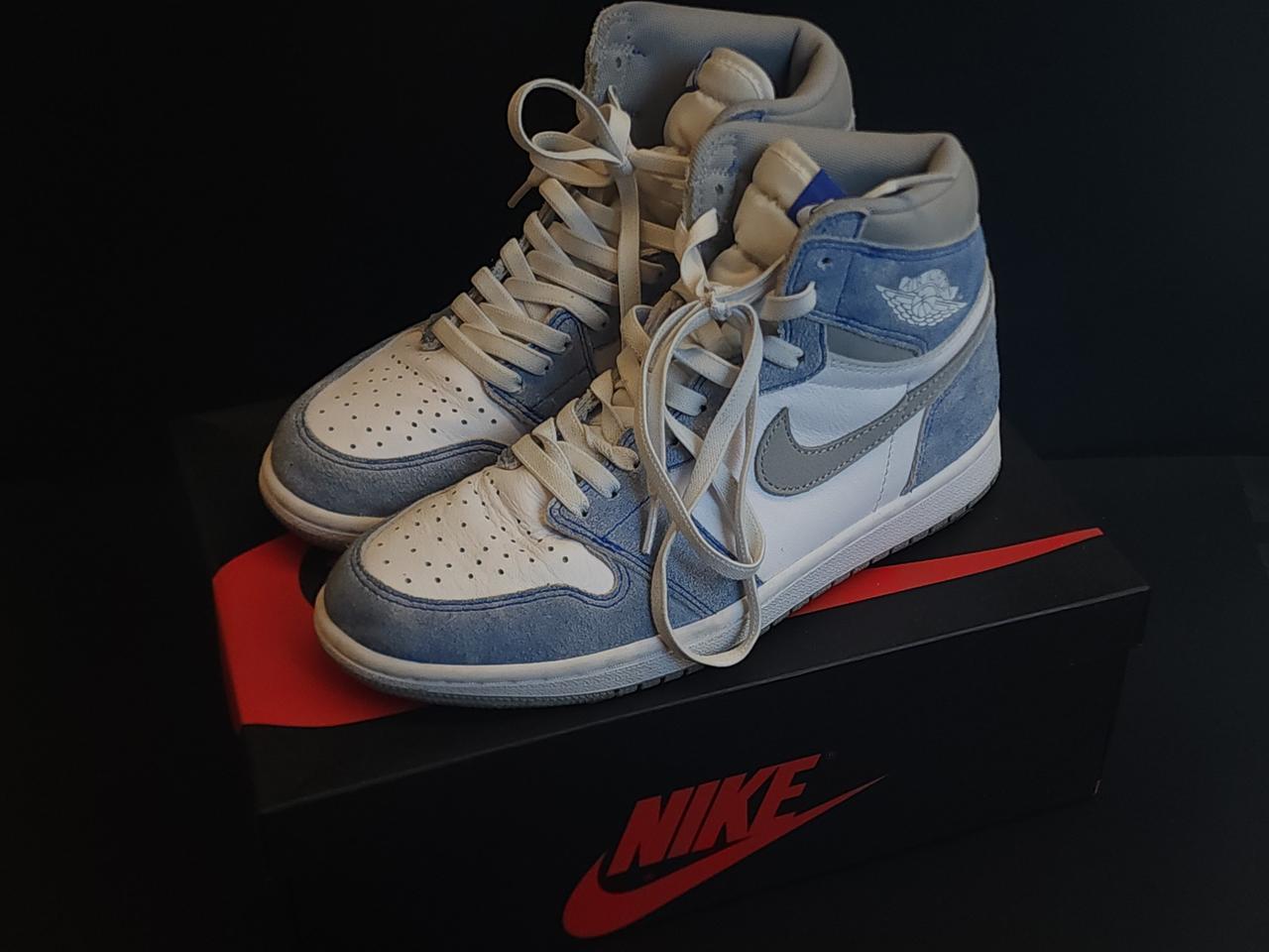 나이키 조던1 하이퍼로얄 하이 260