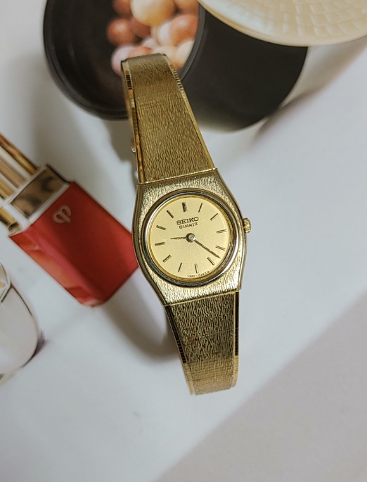 SEIKO 빈티지 금장쿼츠 여성용시계