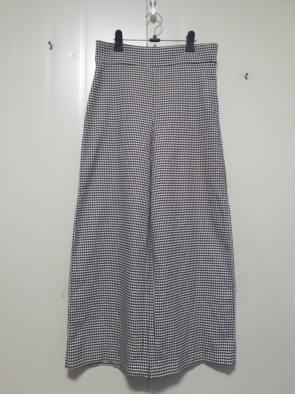 체크 바지.세미와이드.zara 자라