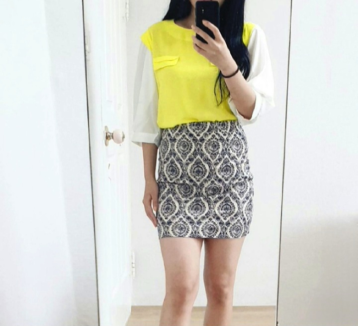 마크막스 레몬 5부 퍼프소매 블라우스