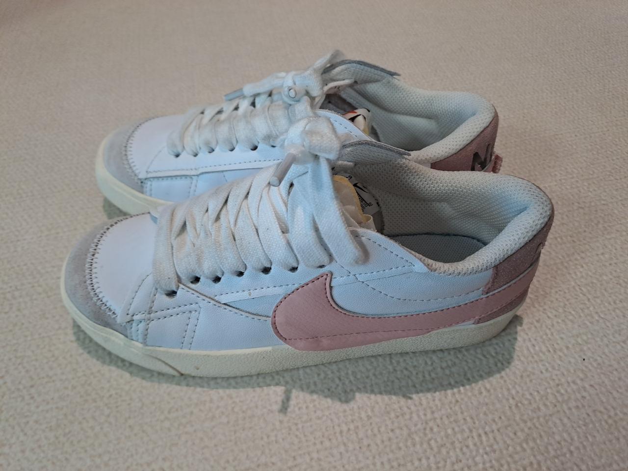 235 나이키 블레이저 흰핑