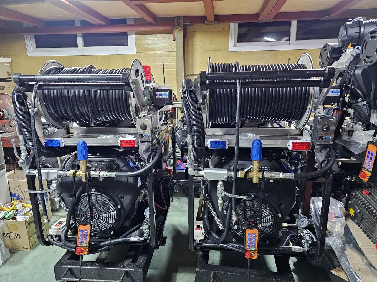 엔진고압세척기 300바50리터 40마력 풀셋팅 판매