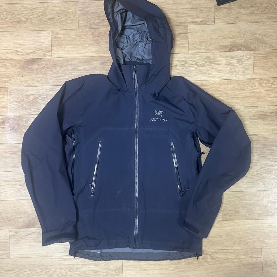 아크테릭스 구형 베타 ar m 105