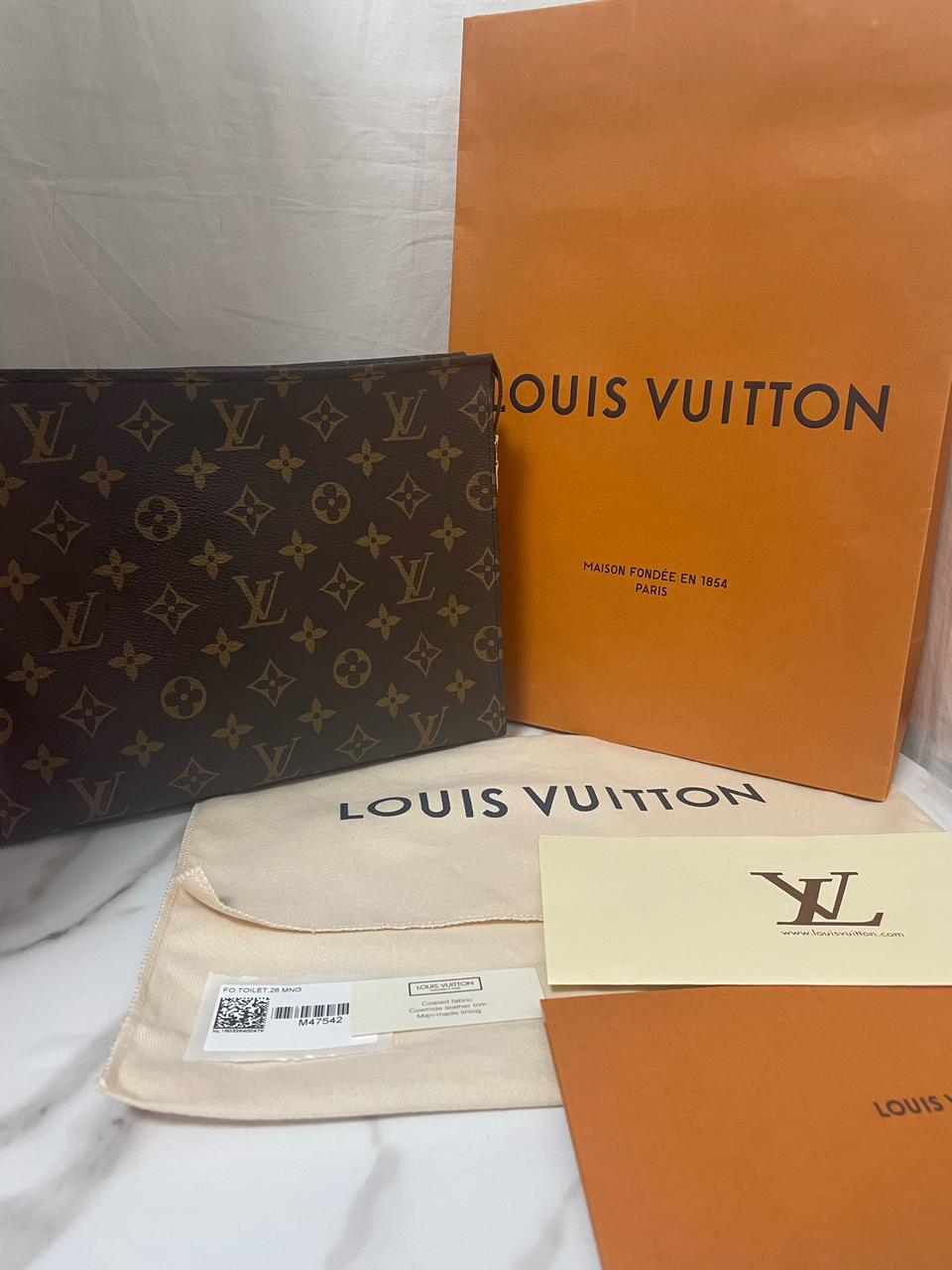 루이비통 토일렛26 클러치 정품