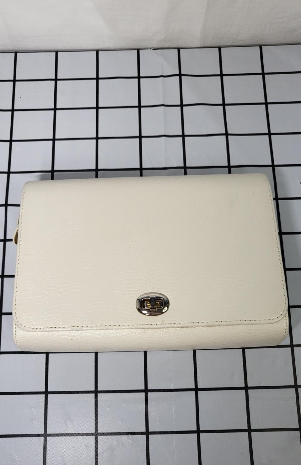 아이보리 크로스백 미니크로스백 데일리 가방 숄더백 도트백