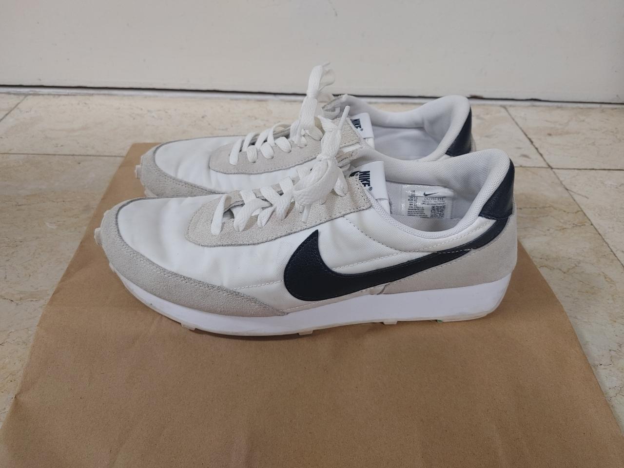 나이키 데이브레이크 270W 265사이즈 CK2351-111 흰검