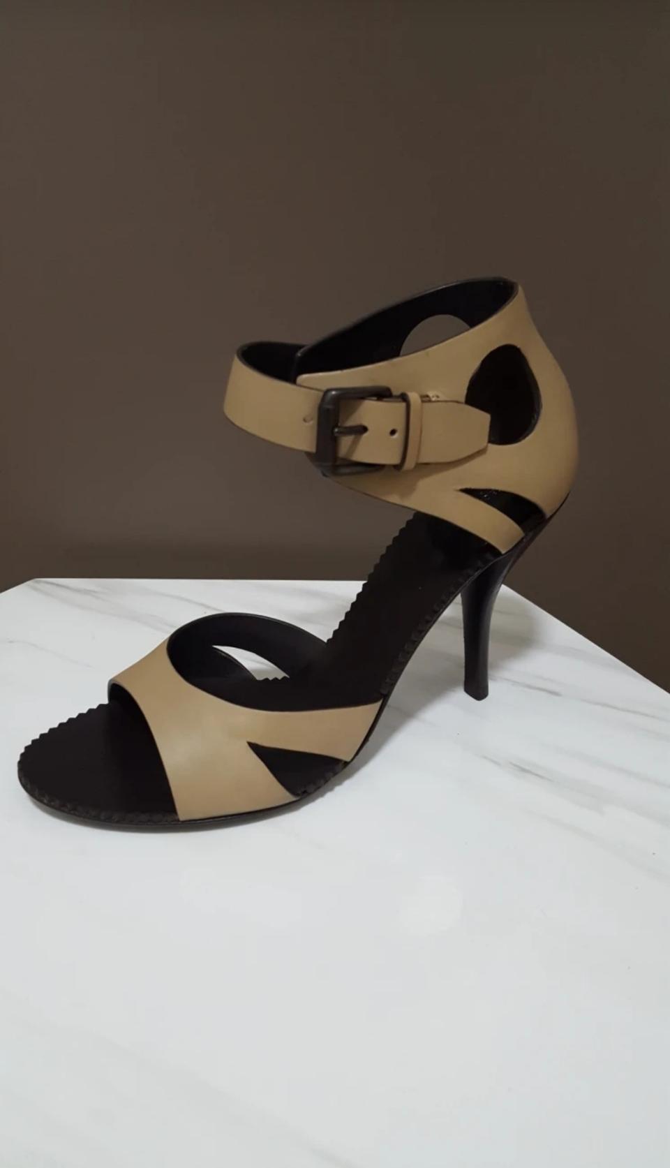 보테가베네타 36반 사이즈 미착용 정품