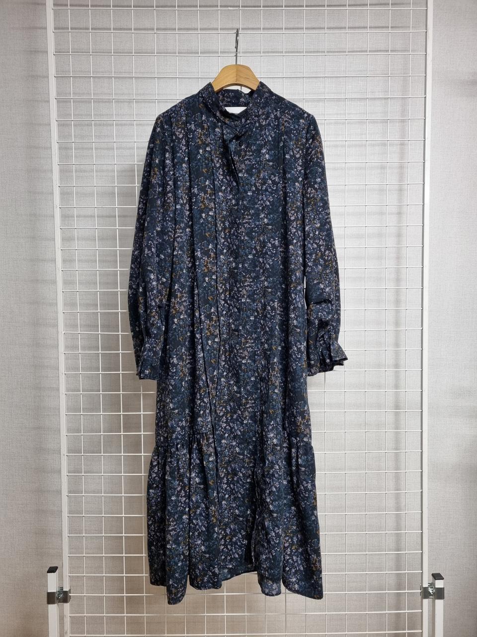 칼라거펠트 원피스 55