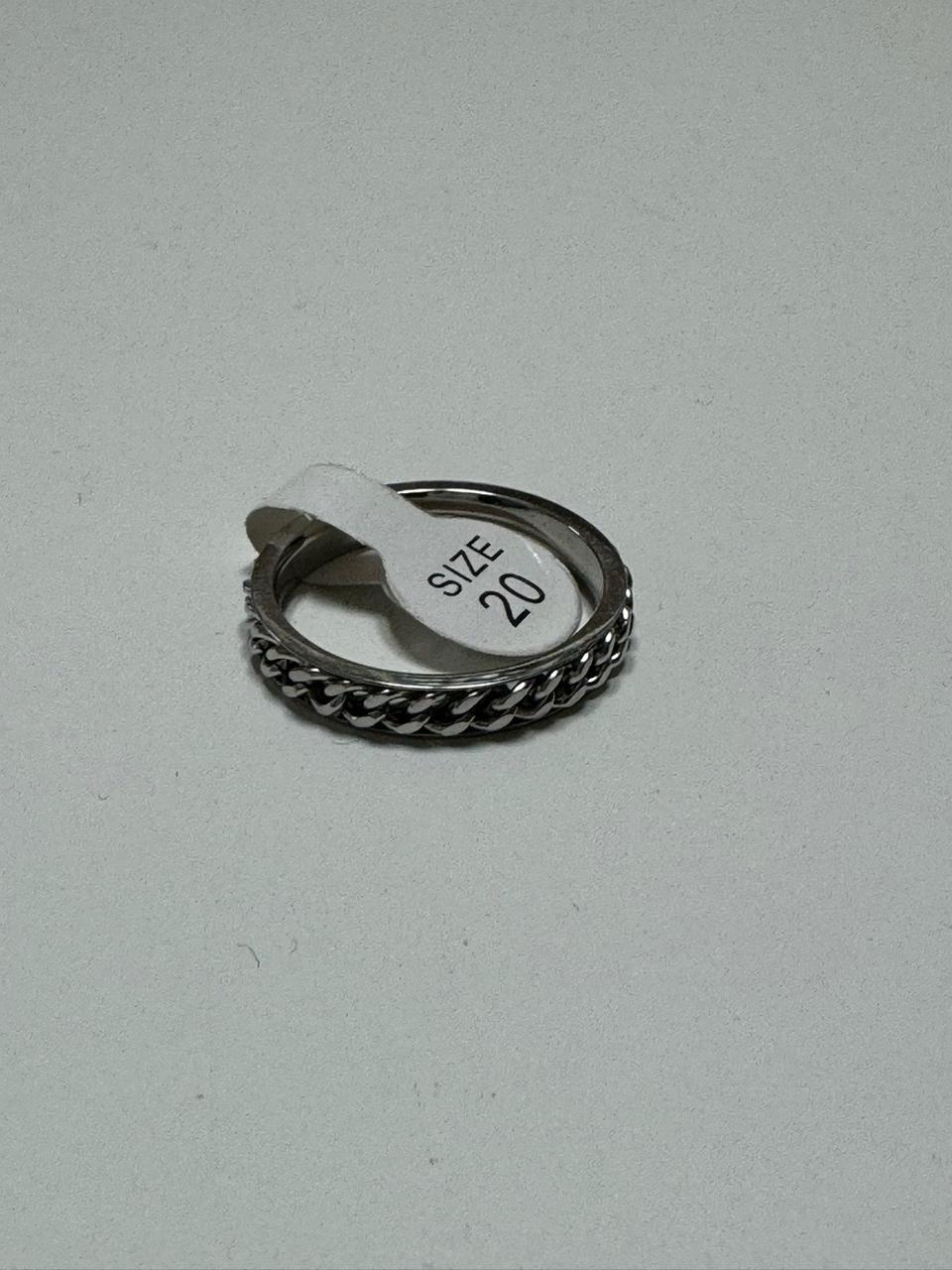 얇은 고르 포인트 실버 써지컬 반지