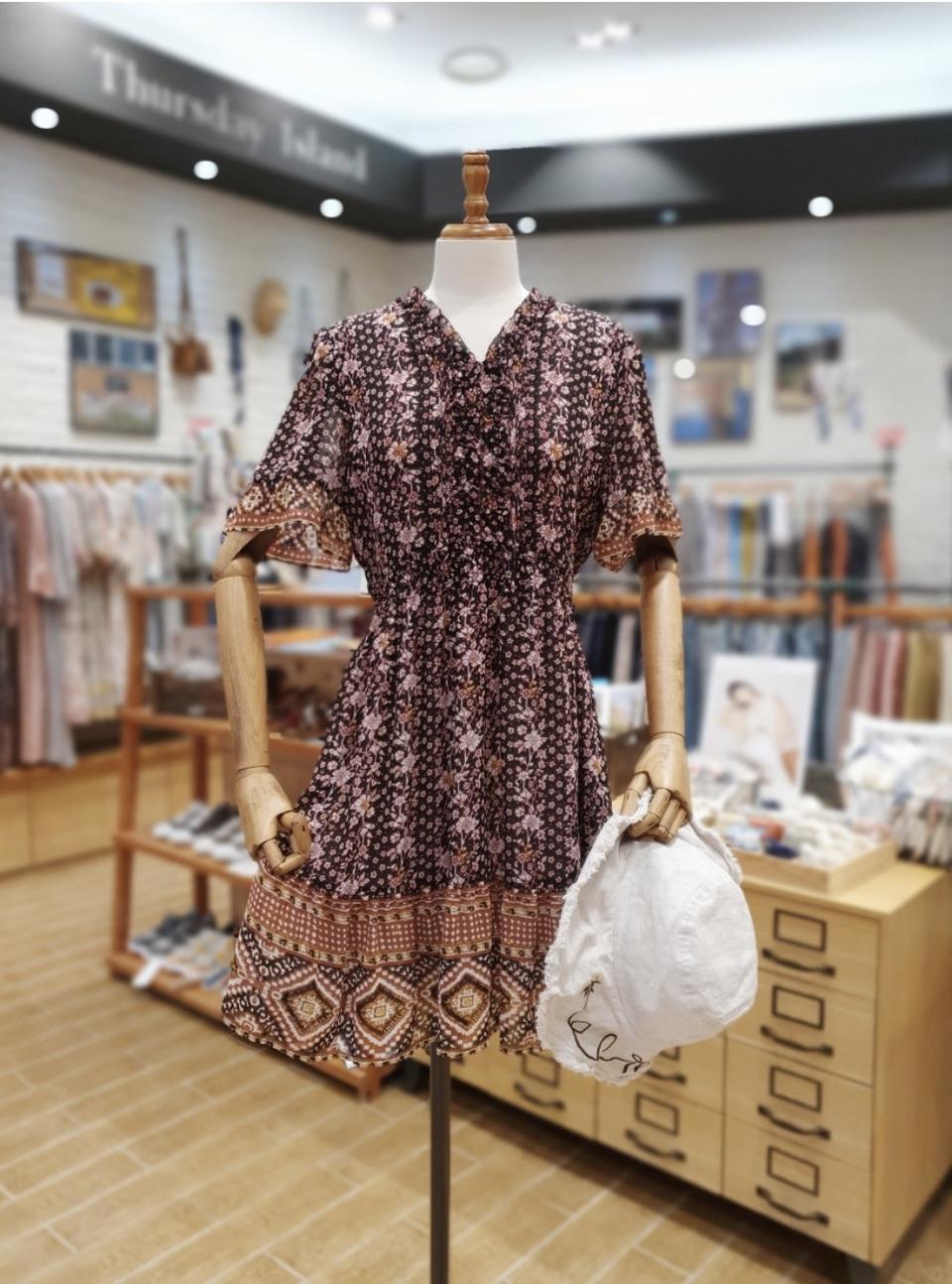 새옷 S  프릴 쉬폰 원피스 써스데이아일랜드 t204aop277w